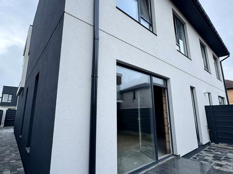 дом по адресу Радужная ул.