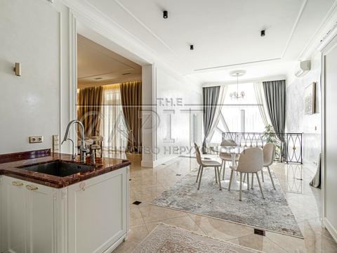 будинок за адресою Молодіжна вул.