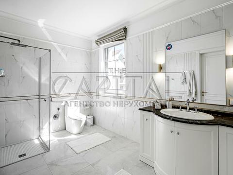 будинок за адресою Молодіжна вул.