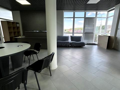 комерційна за адресою Поезії вул. (Грибоєдова), 15