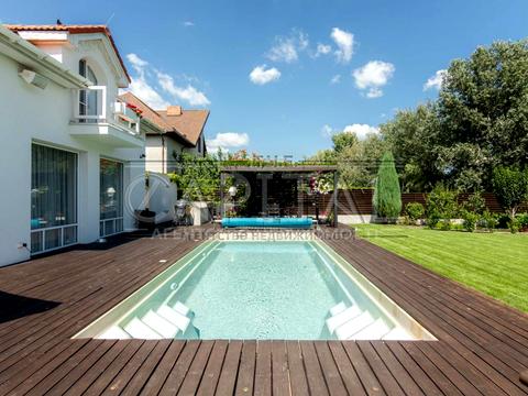 дом по адресу центральна, 24