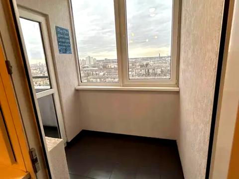 квартира за адресою Соборності просп. (Возз'єднання), 30-А