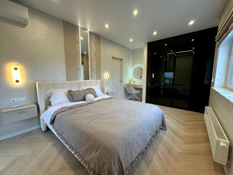 квартира за адресою Олександра Олеся вул., 3