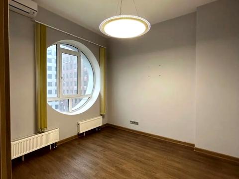 коммерческая по адресу Кловский спуск, 7