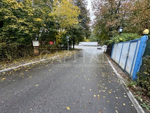 ділянка за адресою Берестейське шосе (Брест-Литовське), 40-А
