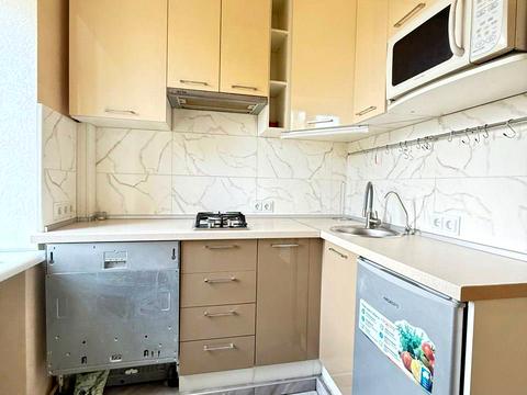 квартира за адресою Верховної Ради бульв., 31-А