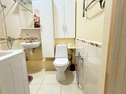 квартира за адресою Верховної Ради бульв., 31-А