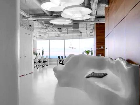 коммерческая по адресу Кловский спуск, 7