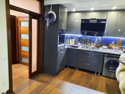 квартира за адресою Гетьмана Івана Мазепи вул. (Топольна), 2б