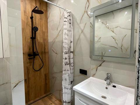 квартира за адресою Гідності вул., 6