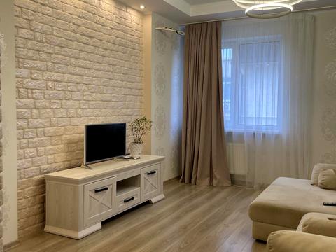 квартира за адресою Яблунева вул., 8