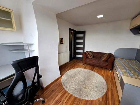 квартира за адресою Росвигівська вул., 21