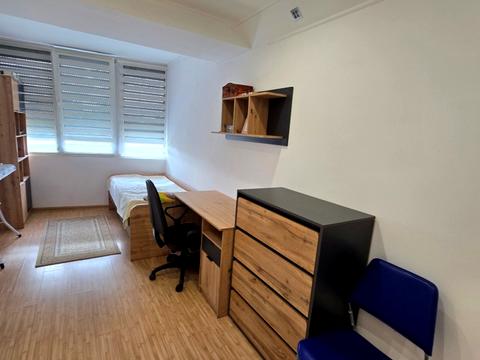 квартира за адресою Росвигівська вул., 21