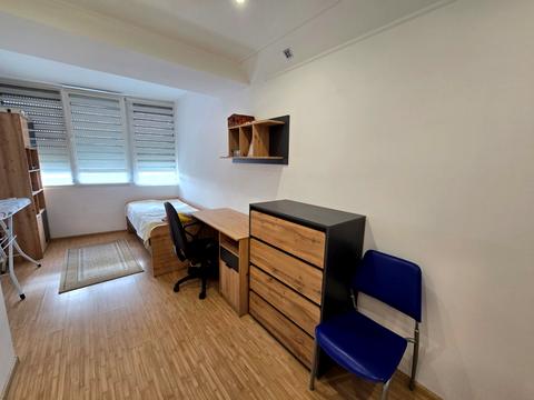 квартира за адресою Росвигівська вул., 21