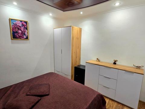 квартира за адресою Росвигівська вул., 21