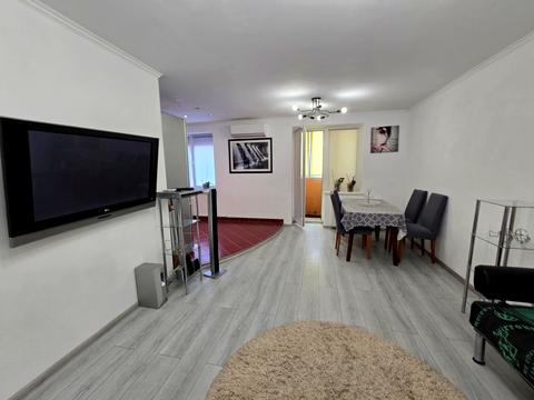 квартира за адресою Росвигівська вул., 21