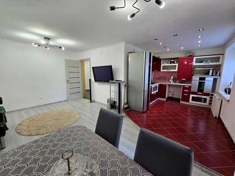 квартира за адресою Росвигівська вул., 21