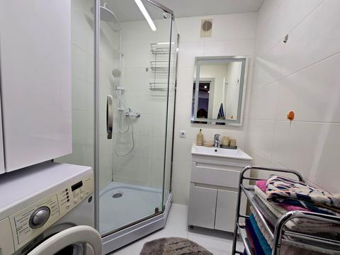 квартира за адресою Росвигівська вул., 21