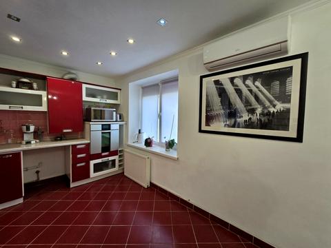 квартира за адресою Росвигівська вул., 21