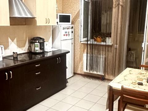 квартира по адресу Николая Михновского бульв. (Дружбы Народов), 14-16