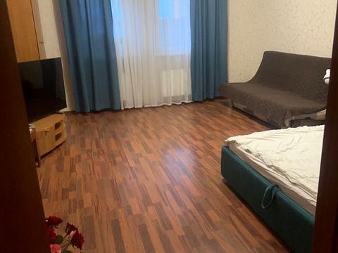 квартира по адресу Николая Михновского бульв. (Дружбы Народов), 14-16