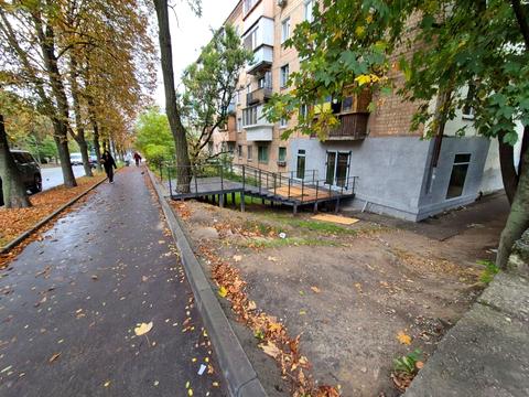 коммерческая по адресу Перемишльська ул. (Червонопільська), 1-Б