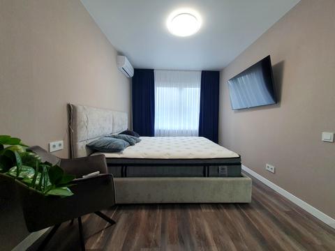 квартира за адресою Софії Русової вул., 7