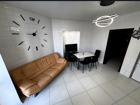 квартира по адресу Лазурная ул., 5/13