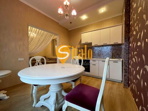 квартира за адресою Київ, Андрія Верхогляда вул. (Михайла Драгомирова), 3