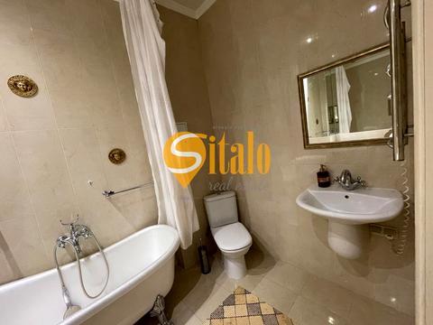 квартира за адресою Київ, Андрія Верхогляда вул. (Михайла Драгомирова), 3