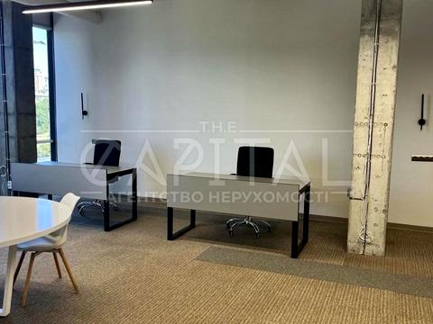 комерційна за адресою Товарна вул., 16