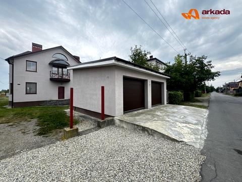 будинок за адресою с. Крихівці, Крихівці