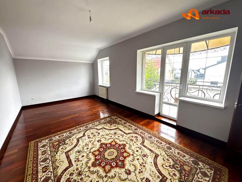 будинок за адресою с. Крихівці, Крихівці