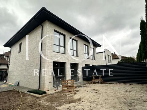 будинок за адресою Зоряна вул.