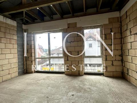 будинок за адресою Зоряна вул.