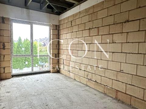 будинок за адресою Зоряна вул.