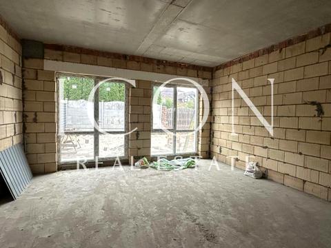 будинок за адресою Зоряна вул.