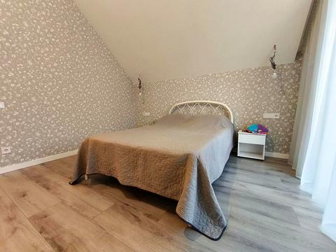 дом по адресу Коновальця