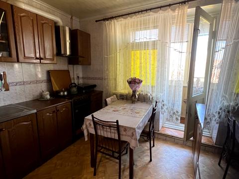 квартира за адресою Тургенєва вул., 111