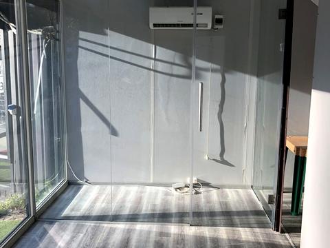 комерційна за адресою Наталії Ужвій вул., 1