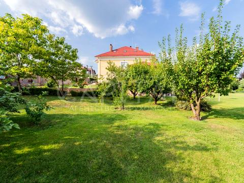 будинок за адресою Депутатська вул., 7