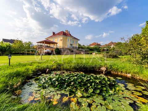 будинок за адресою Депутатська вул., 7