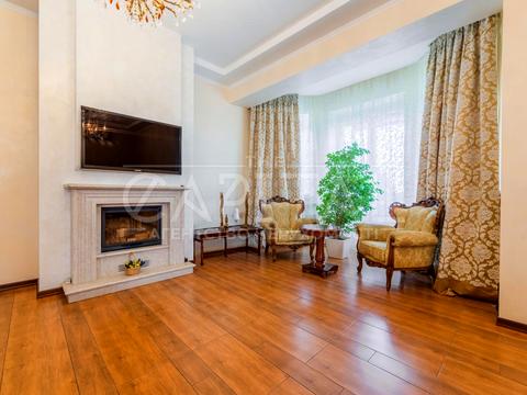 будинок за адресою Депутатська вул., 7