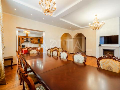 будинок за адресою Депутатська вул., 7