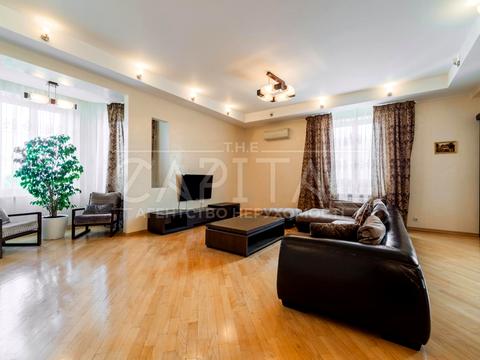 будинок за адресою Депутатська вул., 7