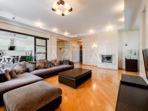 будинок за адресою Депутатська вул., 7