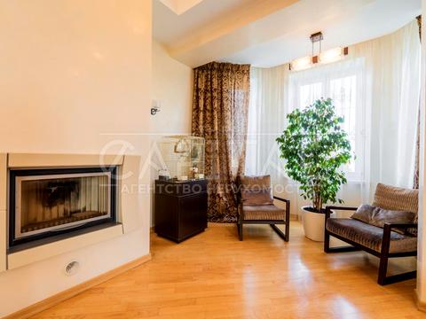 будинок за адресою Депутатська вул., 7