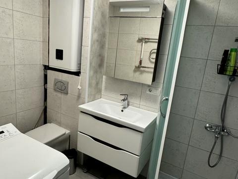 квартира за адресою Андрія Первозванного вул. (Стахурського), 2а