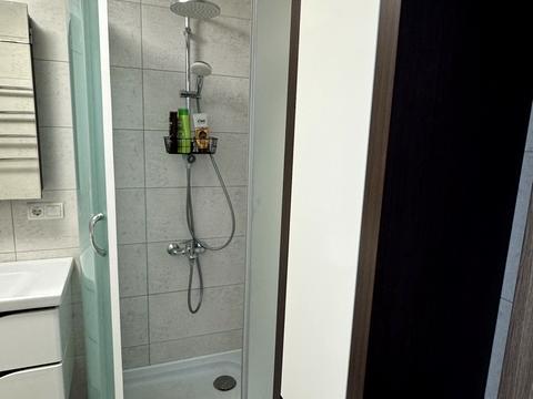 квартира за адресою Андрія Первозванного вул. (Стахурського), 2а