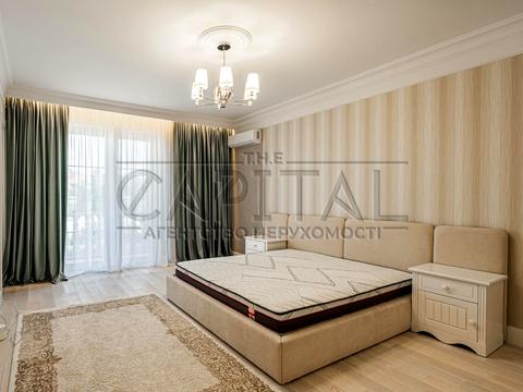 будинок за адресою Молодіжна вул.